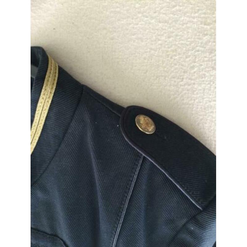 Geheel nieuwe donkerblauwe blazer van summum in maat 42