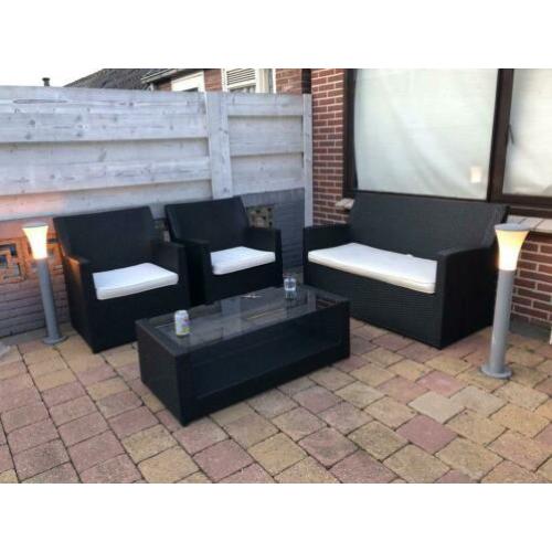 Zeer nette tuinset zwart/wit