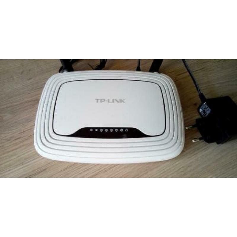 TP-LINK wireless 300Mbps wifi router voor thuis (TL-WR841N)