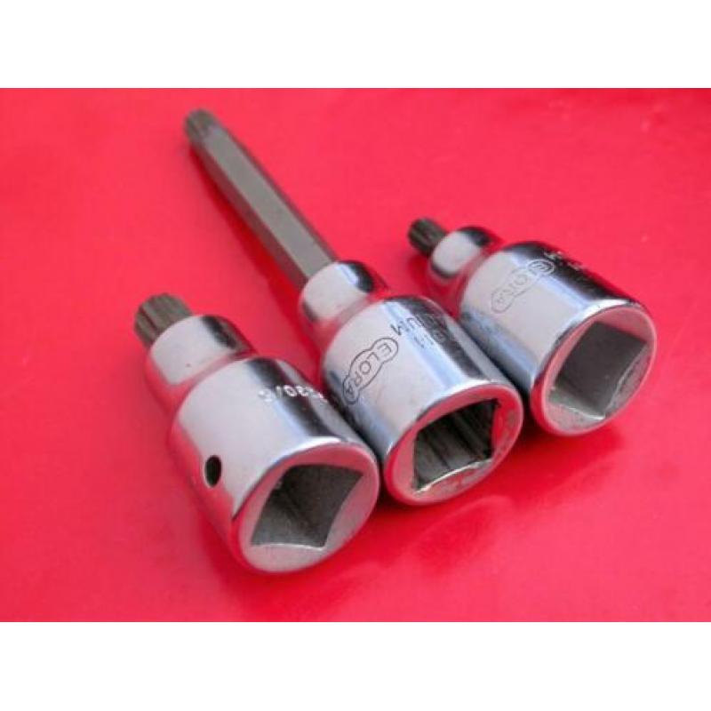 Drie ELORA XZN (veeltand) doppen met 1/2”aansluiting