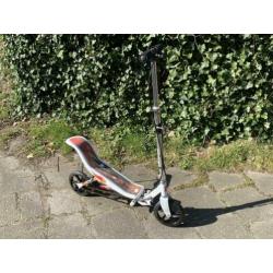 Space scooter wit