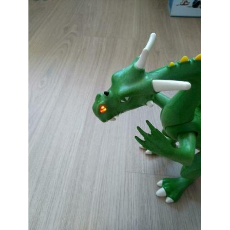 Playmobil draak 9001 met oplichtende neusgaten