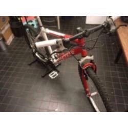 TREK 3900 26 inch ATB, Rood/Wit, Shimano Deore Afmontage