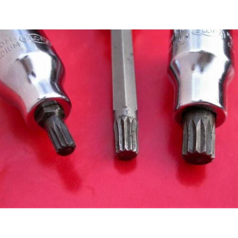 Drie ELORA XZN (veeltand) doppen met 1/2”aansluiting