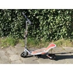 Space scooter wit