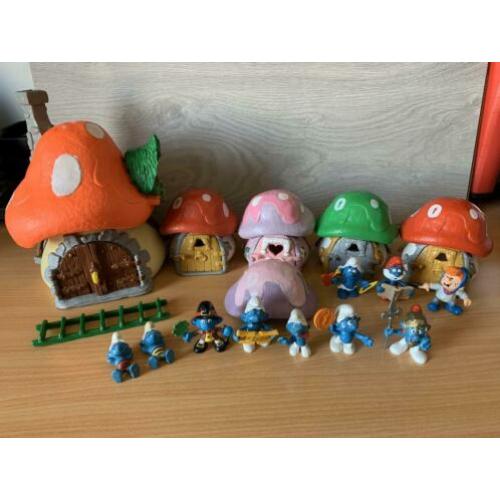 Smurfen huizen en figuren
