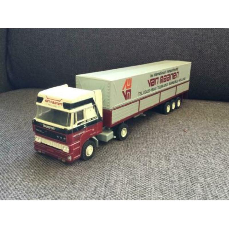 DAF 3300 space cab vrachtwagen van Maanen