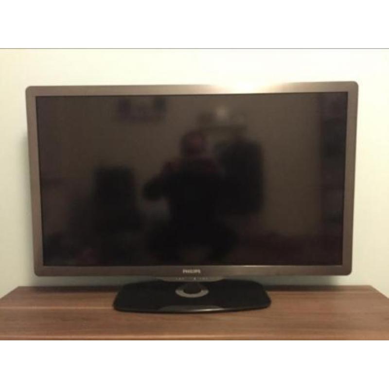 Philips 40 inch LED Smart TV met Ambilight