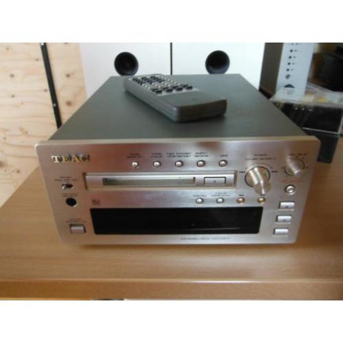 Teac MD-H300 minidisc speler, incl. +/- 100 minidiscs