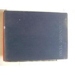 The Kennedy Years Viking Press NY Times 1964 + wereldkroniek
