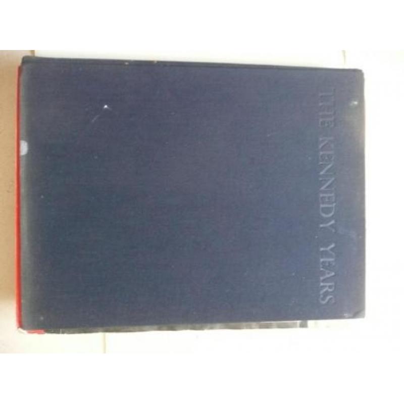 The Kennedy Years Viking Press NY Times 1964 + wereldkroniek