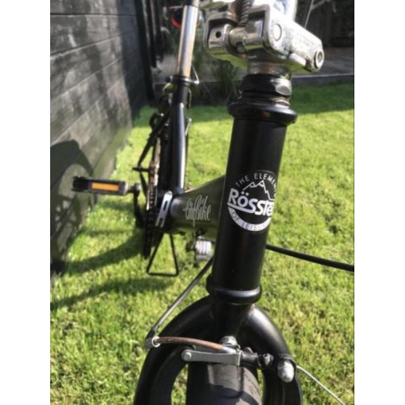Zwarte vouwfiets van Rössler