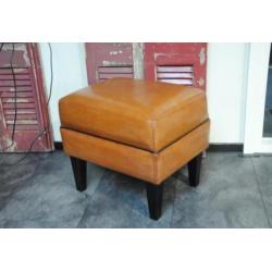 schapenleren hocker