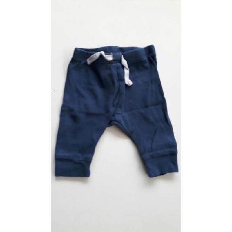2 broekjs wit en blauw maat 50