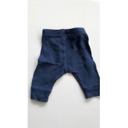 2 broekjs wit en blauw maat 50