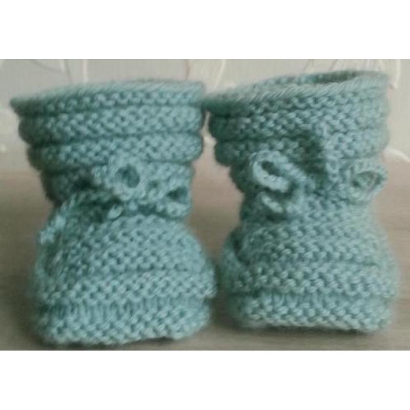 Baby Booties 0-3 m., handgebreide babyslofjes, kleur mint