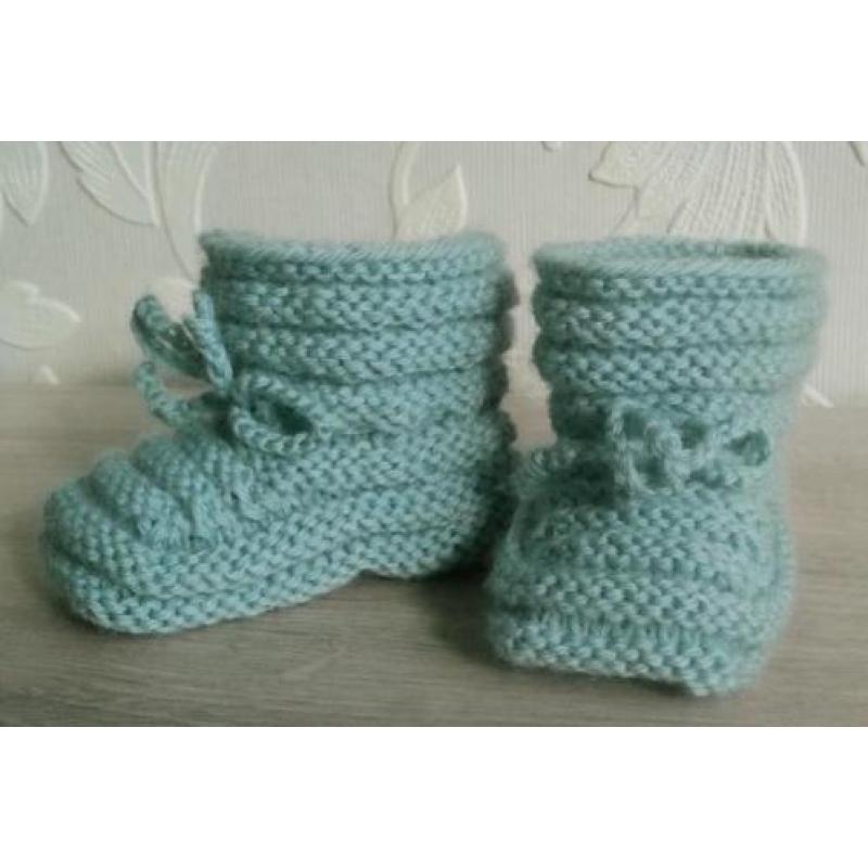 Baby Booties 0-3 m., handgebreide babyslofjes, kleur mint