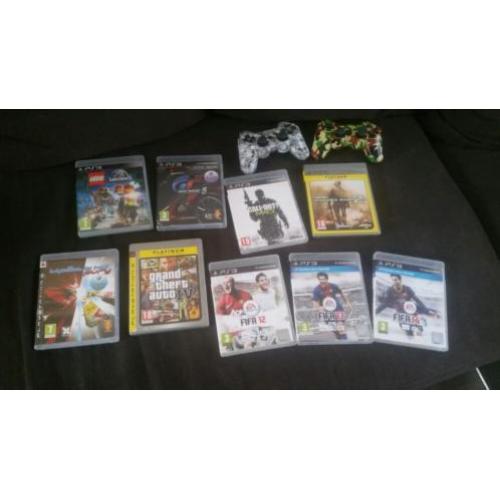 Playstation 3 met 9 spellen en 2 controllers