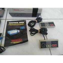 Nintendo NES + toebehoren