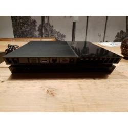 Playstation 4 500GB compleet met doos