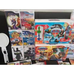 21 wii spellen krasvrij /uitgebreide wii set controllers enz