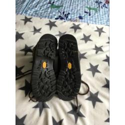 Te koop Meindl bergschoenen mt 39