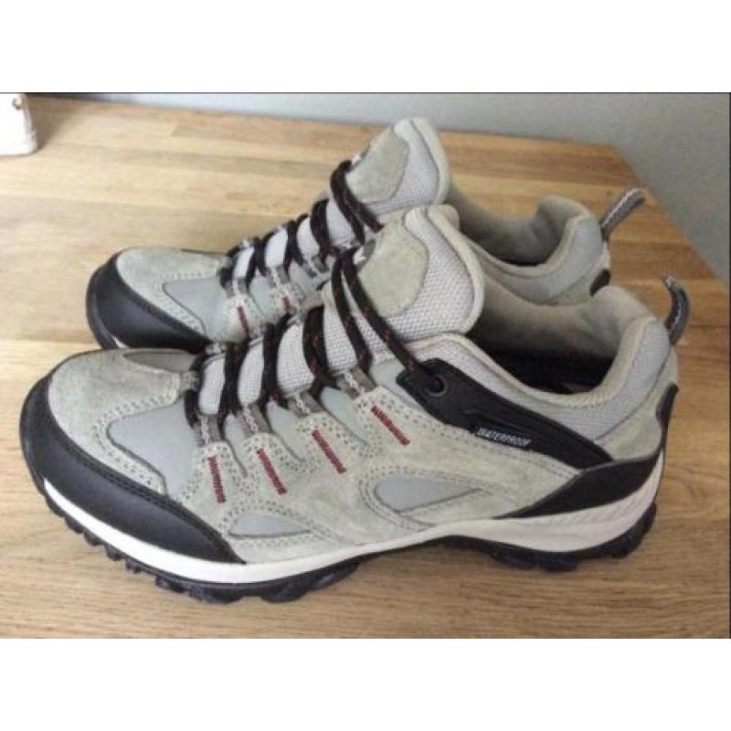 Wandelschoenen nieuw