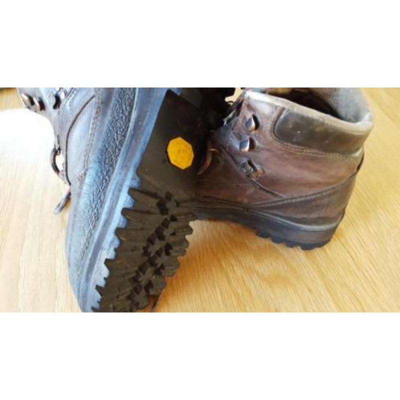 LOWA dames bergschoenen met nieuwe Vibram zolen maat 37,5