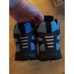 Wandelschoenen maat 41 z.g.a.n.