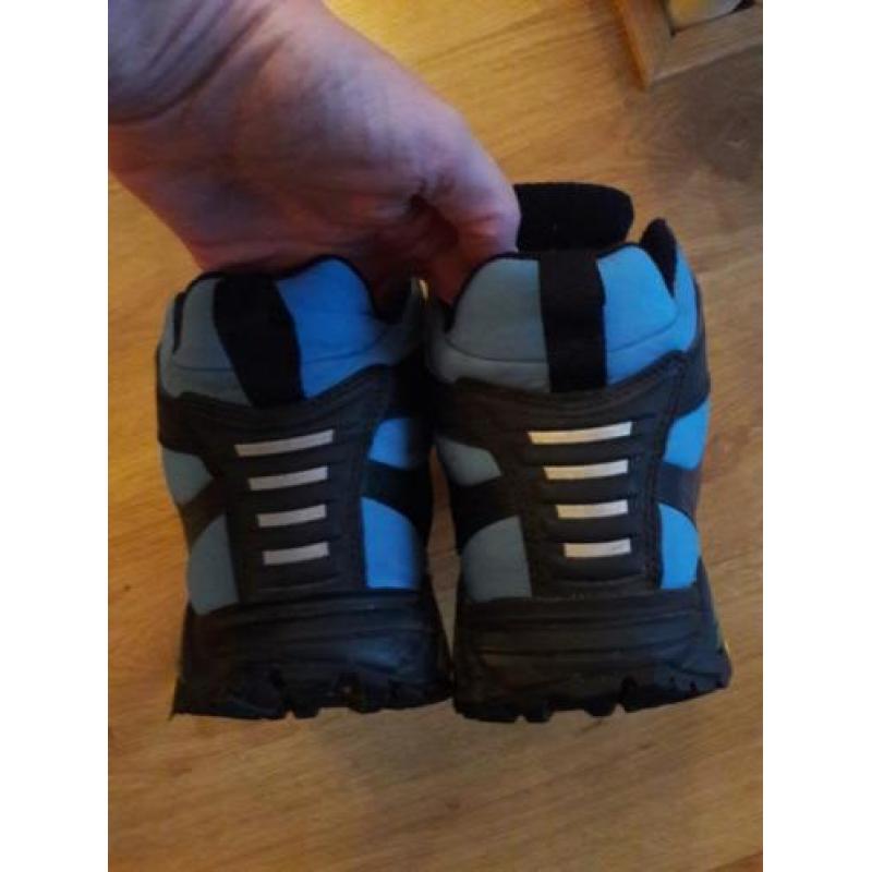 Wandelschoenen maat 41 z.g.a.n.