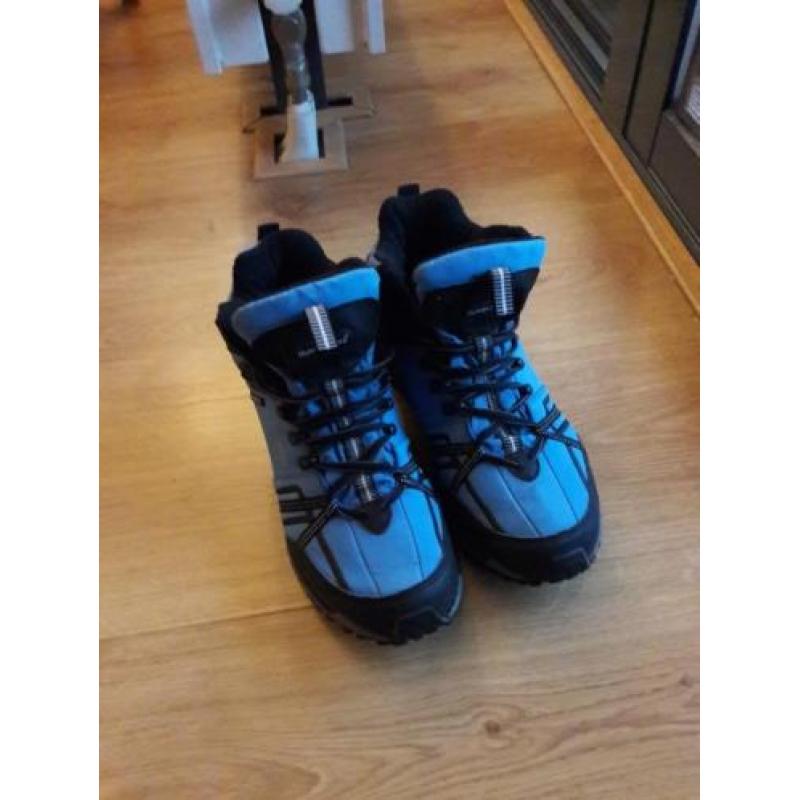 Wandelschoenen maat 41 z.g.a.n.