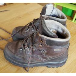 LOWA dames bergschoenen met nieuwe Vibram zolen maat 37,5
