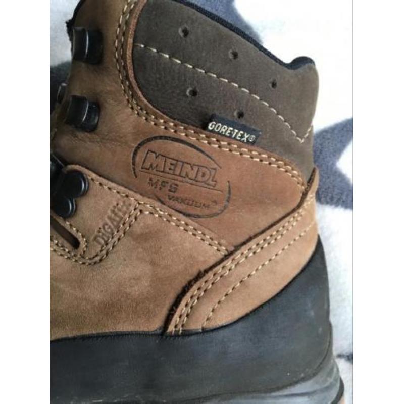 Te koop Meindl bergschoenen mt 39
