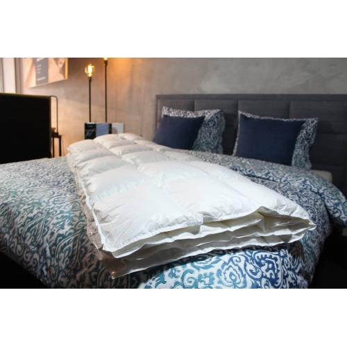 Exclusief Siberisch Ganzendons Dekbed | Nuvaro Excellent 4-Seizoenen 270 x 240 cm - Lits-jumeaux XL